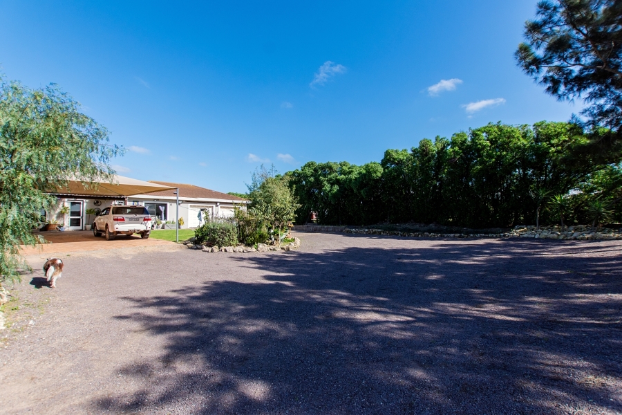 4 Bedroom Property for Sale in Vredenburg Rural Western Cape